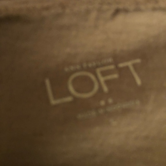 Large LOFT tank top✨ - Picture 3 of 3